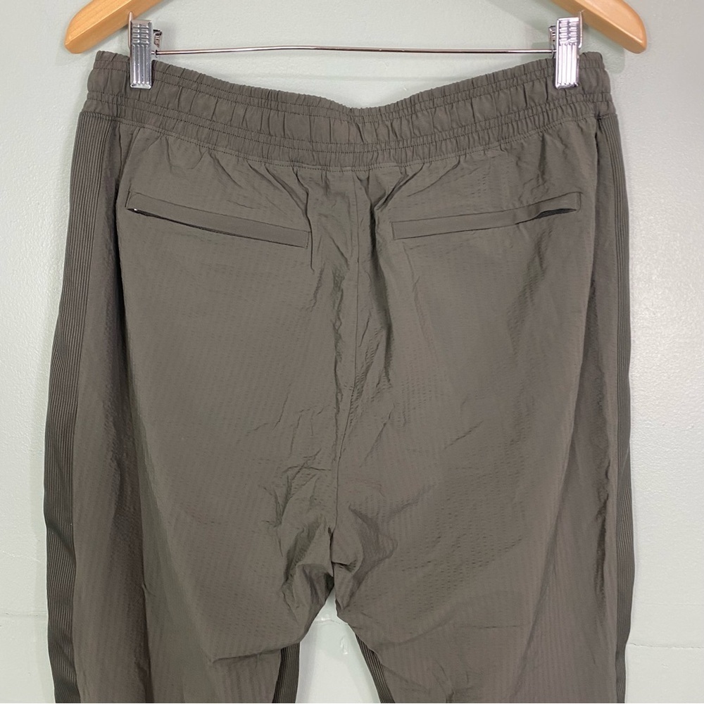Athleta Brooklyn Textured Pant Green Sz 14 Jogger 566689 - Picture 6 of 6